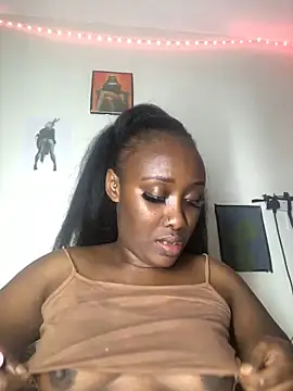 Snapshot of Lola_kims chatting on October 2025 02:43:02 AM Lola kims online show from October 2025 02:43:02 AM