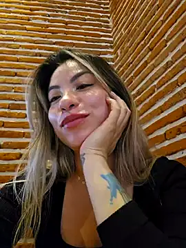 Karen San Miguel online show from January 2025 09:39:02 PM