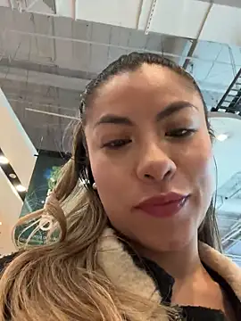 Karen San Miguel online show from February 2025 07:28:01 PM