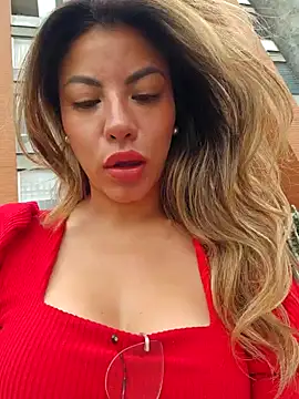 Karen San Miguel online show from November 2025 06:30:01 PM