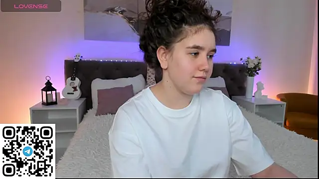 Ariella Sol online show from January 2025 04:18:02 AM