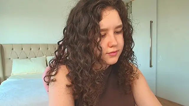 Ariella Sol online show from February 2026 07:21:02 PM