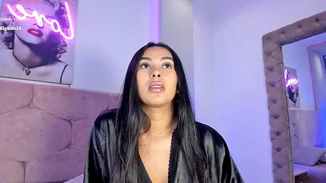 Snapshot of Cameliaa_Smiith chatting on March 2025 07:19:01 AM Cameliaa Smiith online show from March 2025 07:19:01 AM