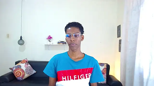 Snapshot of maiki18_ chatting on January 2025 07:29:02 PM maiki18 online show from January 2025 07:29:02 PM