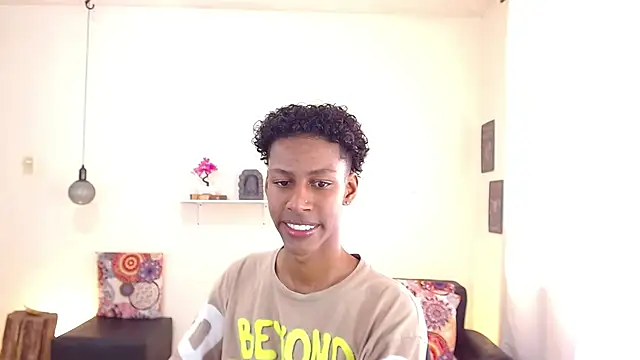 Snapshot of maiki18_ chatting on March 2025 01:41:01 PM maiki18 online show from March 2025 01:41:01 PM