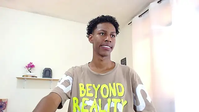 Snapshot of maiki18_ chatting on March 2025 04:47:02 PM maiki18 online show from March 2025 04:47:02 PM