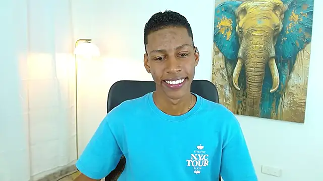 Snapshot of maiki18_ chatting on October 2025 09:01:01 PM maiki18 online show from October 2025 09:01:01 PM