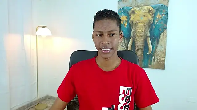 Snapshot of maiki18_ chatting on October 2025 01:56:02 PM maiki18 online show from October 2025 01:56:02 PM