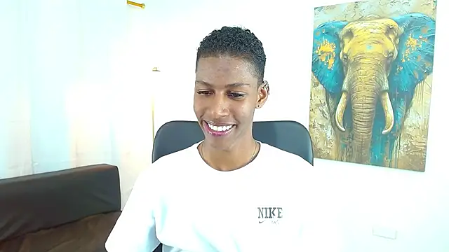 Snapshot of maiki18_ chatting on November 2025 08:51:01 PM maiki18 online show from November 2025 08:51:01 PM