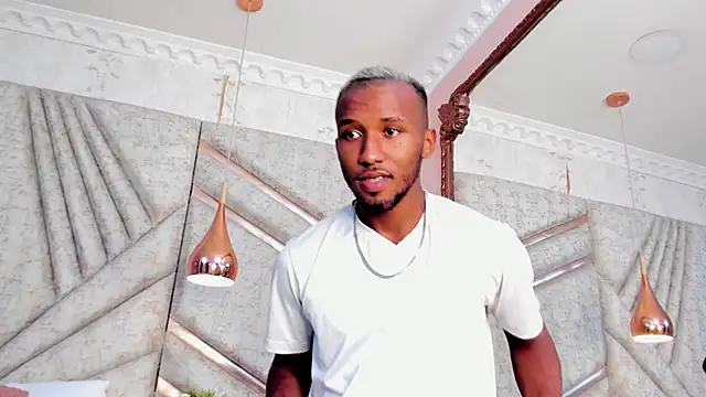 Snapshot of JamesParck chatting on February 2025 06:20:01 PM JamesParck online show from February 2025 06:20:01 PM