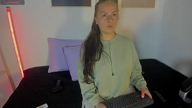 Snapshot of brandy_sweet_ chatting on October 2025 02:28:01 PM brandy sweet online show from October 2025 02:28:01 PM
