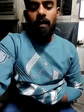 Snapshot of rayhan085 chatting on December 2024 12:15:02 PM rayhan085 online show from December 2024 12:15:02 PM