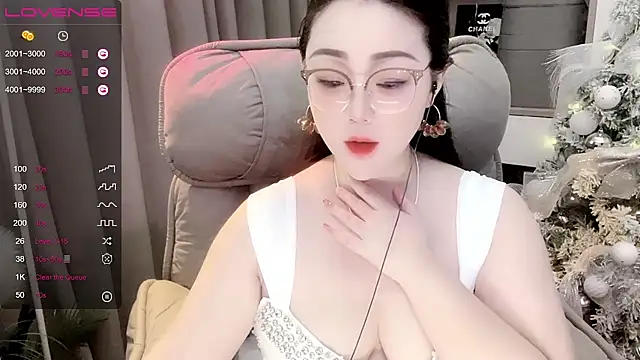 Monica-888 online show from October 2025 07:01:02 PM