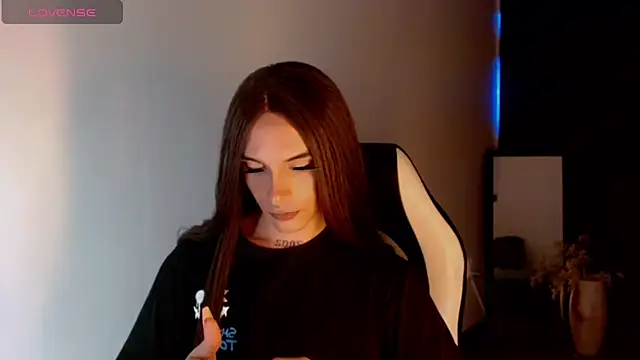 AdharaaMoon online show from December 2024 01:29:01 AM