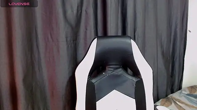 AdharaaMoon online show from October 2025 07:11:01 PM