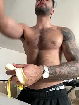 Derek w online show from February 2025 04:22:01 PM