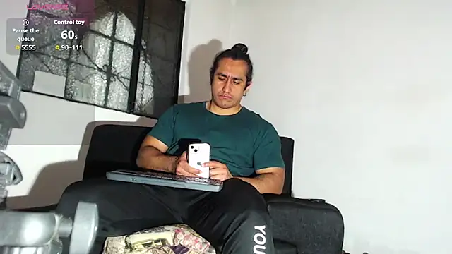 Snapshot of willian_m777 chatting on February 2026 03:00:02 AM willian m777 online show from February 2026 03:00:02 AM