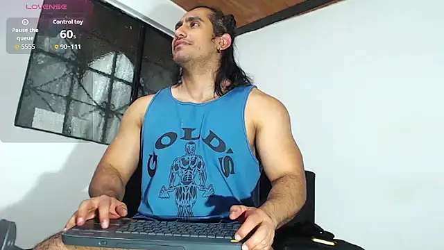 Snapshot of willian_m777 chatting on February 2026 04:27:02 AM willian m777 online show from February 2026 04:27:02 AM