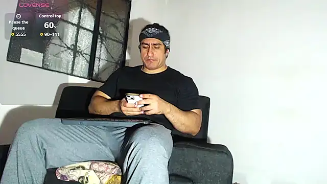 Snapshot of willian_m777 chatting on February 2026 04:08:02 AM willian m777 online show from February 2026 04:08:02 AM