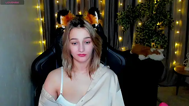 Sinty Noria online show from February 2025 04:11:01 AM