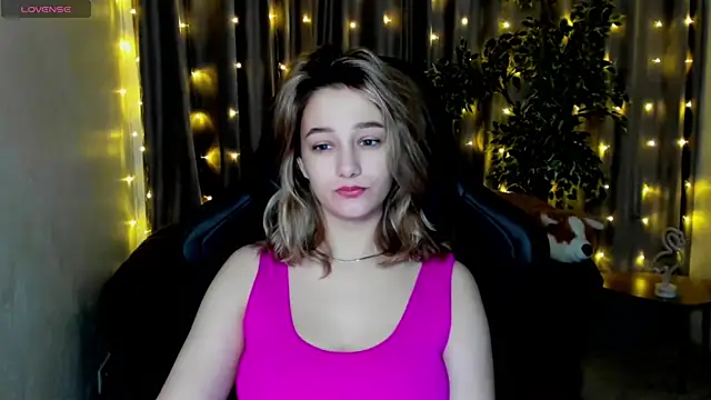 Sinty Noria online show from March 2025 01:10:02 AM