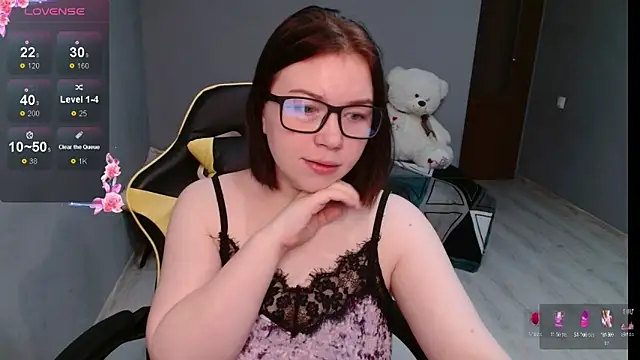 Snapshot of Emily_Amorre chatting on September 2025 01:07:01 AM Emily Amorre online show from September 2025 01:07:01 AM
