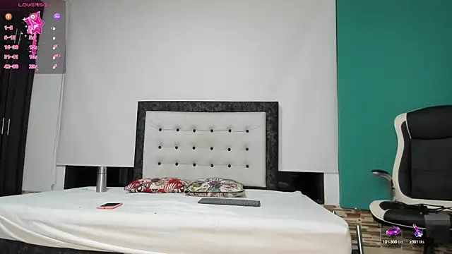 SelenaGmez online show from January 2025 10:06:02 AM