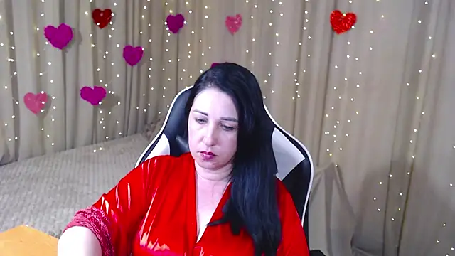 Snapshot of JillStevens chatting on April 2026 06:20:01 PM JillStevens online show from April 2026 06:20:01 PM
