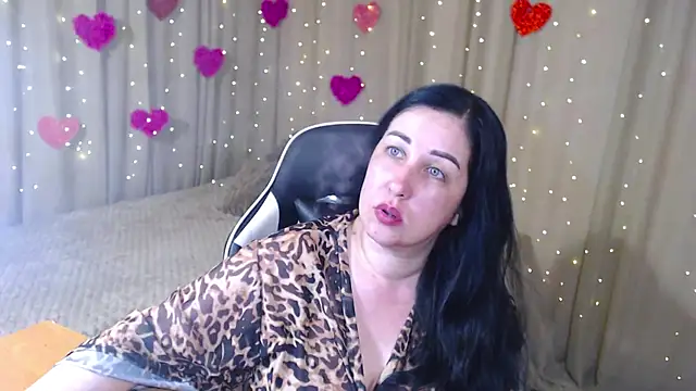 Snapshot of JillStevens chatting on May 2026 04:20:01 AM JillStevens online show from May 2026 04:20:01 AM