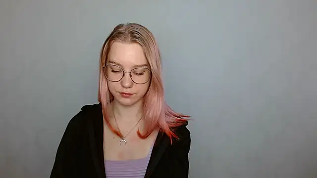 Snapshot of cindi_hot chatting on December 2024 08:41:01 AM cindi hot online show from December 2024 08:41:01 AM