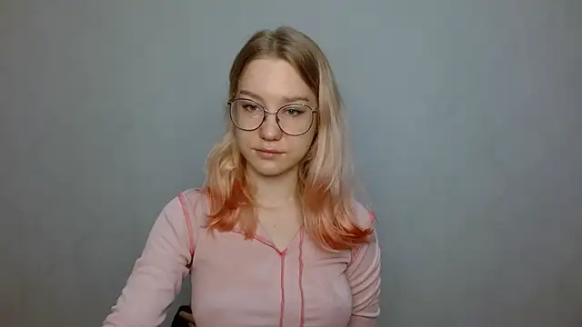 Snapshot of cindi_hot chatting on January 2025 09:40:02 AM cindi hot online show from January 2025 09:40:02 AM