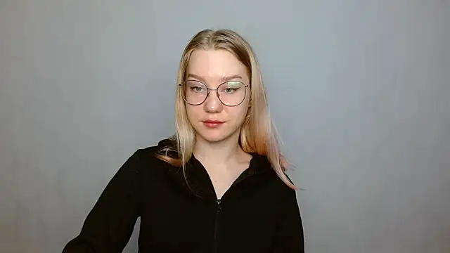 Snapshot of cindi_hot chatting on January 2025 08:53:02 AM cindi hot online show from January 2025 08:53:02 AM