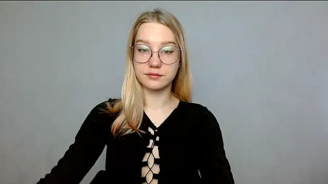 Snapshot of cindi_hot chatting on February 2025 08:38:01 AM cindi hot online show from February 2025 08:38:01 AM