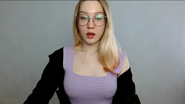 Snapshot of cindi_hot chatting on February 2025 09:45:02 AM cindi hot online show from February 2025 09:45:02 AM