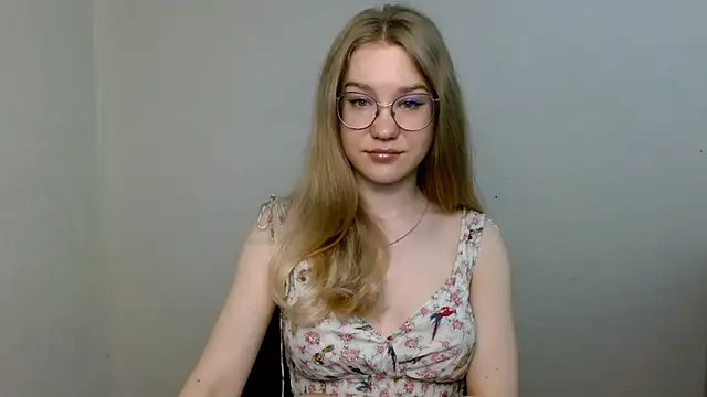 cindi hot online show from June 2026 10:16:02 AM