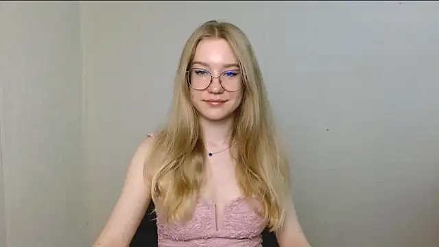 cindi hot online show from July 2026 10:29:02 AM