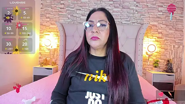 Gina Myers online show from February 2025 01:01:01 PM