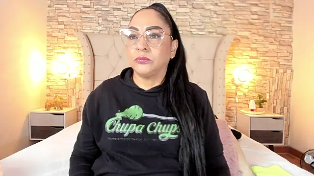 Gina Myers online show from October 2025 12:24:02 PM