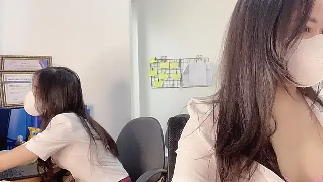 Bamboo Swetie online show from February 2025 07:06:01 AM