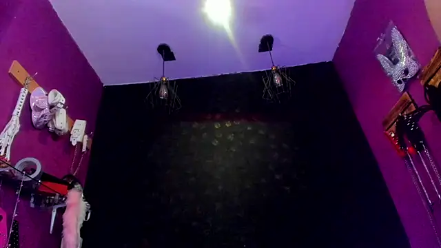 Alexa Slave online show from May 2026 07:09:01 PM