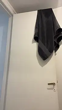 cinnamon rosa online show from December 2025 08:57:01 PM