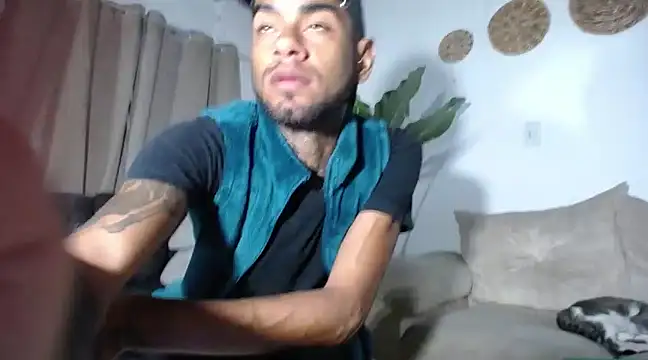 Snapshot of Christopher_kenne chatting on February 2025 01:45:02 AM Christopher kenne online show from February 2025 01:45:02 AM