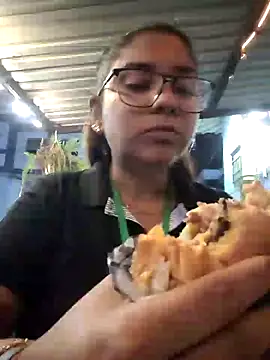 Sofythom1 online show from December 2024 02:19:02 AM