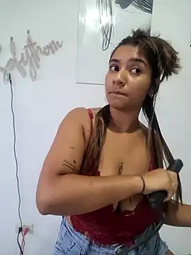 Sofythom1 online show from September 2025 10:55:02 PM