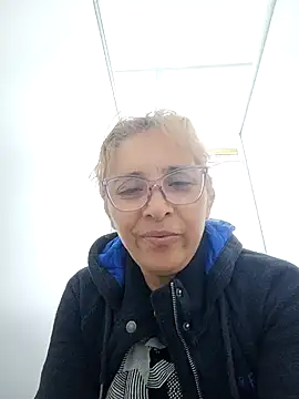 Snapshot of leona- chatting on January 2025 10:59:02 AM leona- online show from January 2025 10:59:02 AM