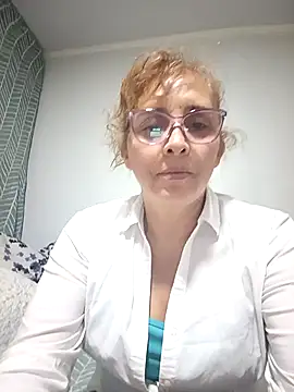 Snapshot of leona- chatting on February 2025 01:06:01 PM leona- online show from February 2025 01:06:01 PM