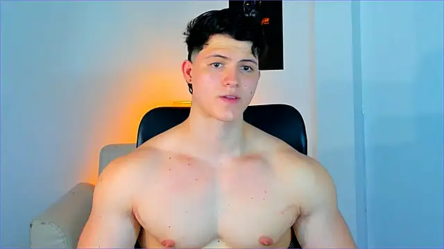 Snapshot of Hazzan_Velez chatting on March 2025 01:20:02 AM Hazzan Velez online show from March 2025 01:20:02 AM
