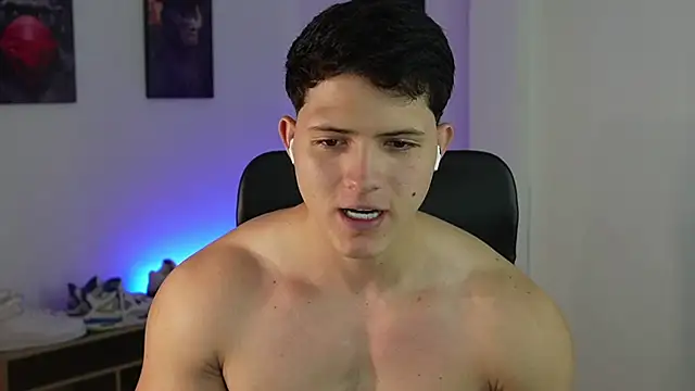 Snapshot of Hazzan_Velez chatting on September 2025 12:38:01 AM Hazzan Velez online show from September 2025 12:38:01 AM