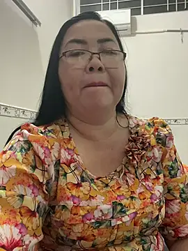 NDith online show from October 2025 12:13:02 PM