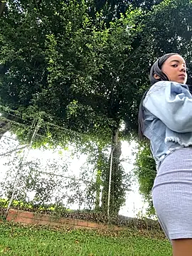 NAUGHTY LITTLE 18 online show from January 2026 09:06:02 PM